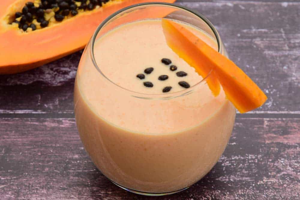 What is Papaya con Leche?